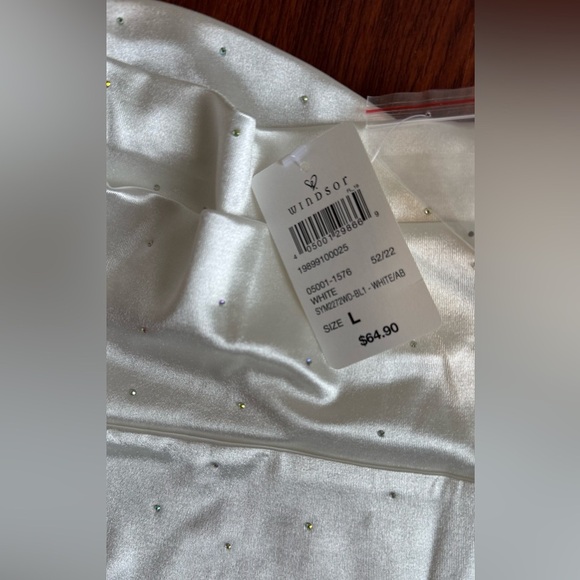 Windsor Lexie Rhinestone Satin Puff Sleeve Bodycon Mini Dress - Picture 3 of 7